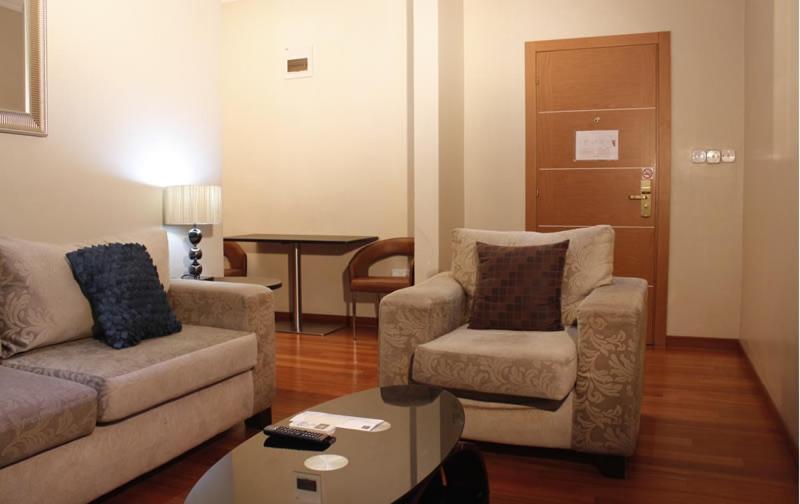 Morning Side Suites Aliayabiagba Exterior foto