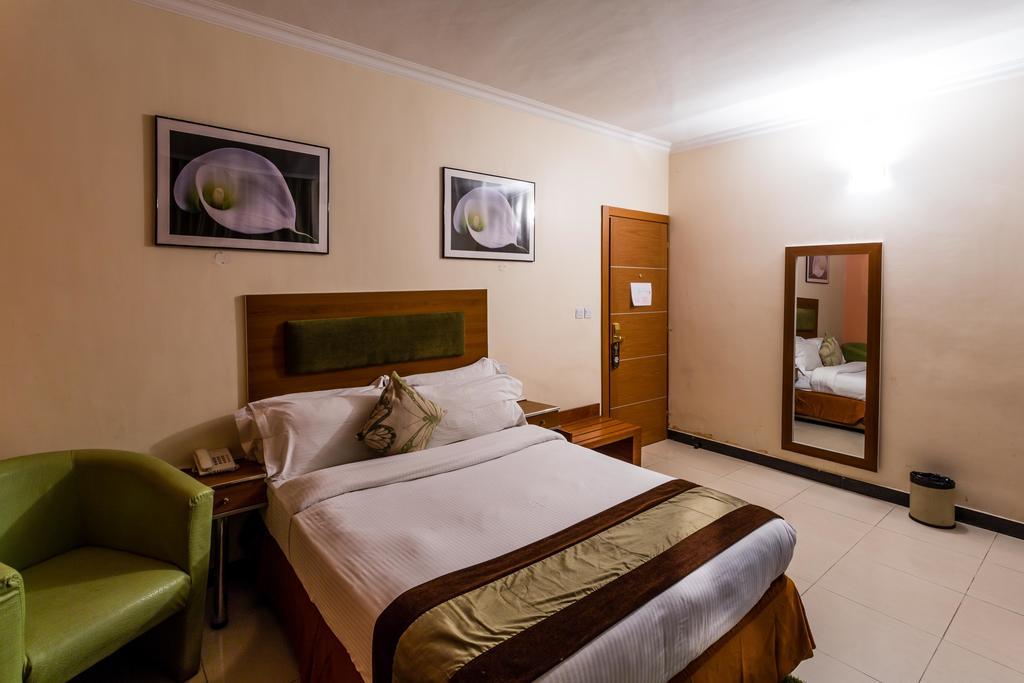 Morning Side Suites Aliayabiagba Exterior foto